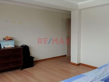 ID 1044900 En Venta Departamento Mas Estacionamiento En San Isidro - Trujillo