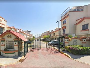 GRAN OPORTUNIDAD DE REMATE!!!! HERMOSA CASA CON POSESIÓN, ENTREGA INMEDIATA!!!VILLAS DEL REAL, TECÁMAC