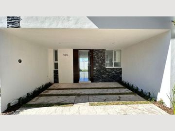 CASA EN VENTA EN COTO NOUVE