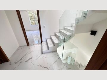 CASA EN VENTA EN COTO NOUVE