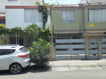 ¡EXCELENTE OPORTUNIDAD! CASA DE 160 M2 EN LA URB. LOS SAUCES SURQUILLO