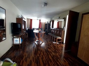 ¡EXCELENTE OPORTUNIDAD! CASA DE 160 M2 EN LA URB. LOS SAUCES SURQUILLO