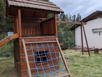 CASA DE VENTA 3 DORMITORIOS ARMENIA 2. VALLE DE LOS CHILLOS