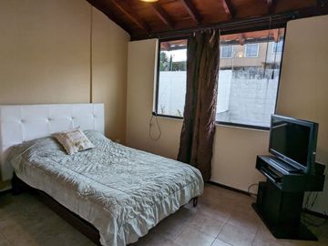 CASA DE VENTA 3 DORMITORIOS ARMENIA 2. VALLE DE LOS CHILLOS