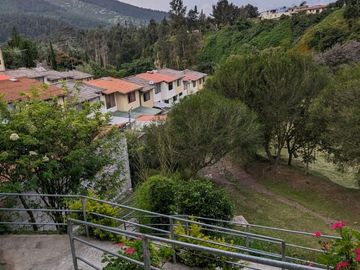 CASA DE VENTA 3 DORMITORIOS ARMENIA 2. VALLE DE LOS CHILLOS