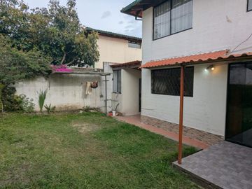 CASA DE VENTA 3 DORMITORIOS ARMENIA 2. VALLE DE LOS CHILLOS