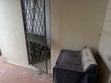 CASA DE VENTA 3 DORMITORIOS ARMENIA 2. VALLE DE LOS CHILLOS