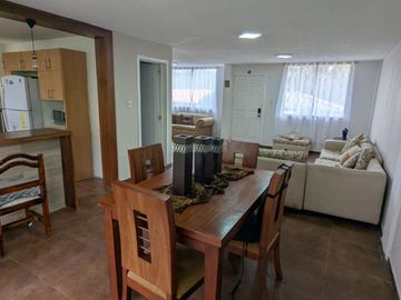 CASA DE VENTA 3 DORMITORIOS ARMENIA 2. VALLE DE LOS CHILLOS