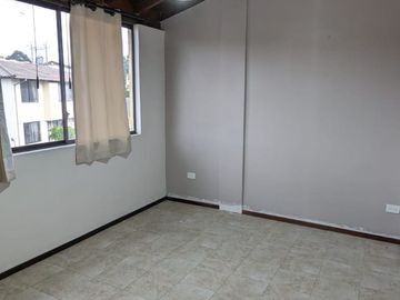 CASA DE VENTA 3 DORMITORIOS ARMENIA 2. VALLE DE LOS CHILLOS