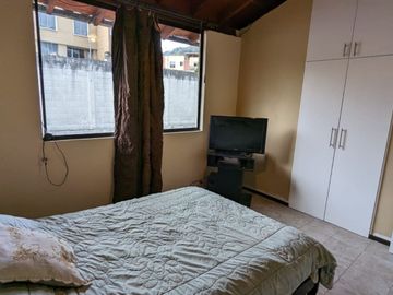 CASA DE VENTA 3 DORMITORIOS ARMENIA 2. VALLE DE LOS CHILLOS
