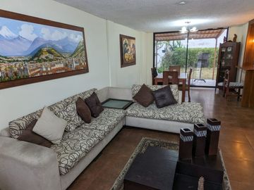 CASA DE VENTA 3 DORMITORIOS ARMENIA 2. VALLE DE LOS CHILLOS