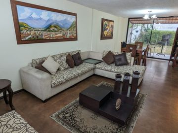CASA DE VENTA 3 DORMITORIOS ARMENIA 2. VALLE DE LOS CHILLOS
