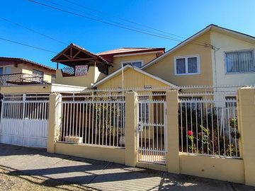 Casa en venta Sindempart 8D 3B Coquimbo