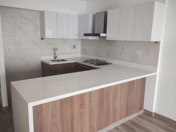 MIRAFLORES DEPARTAMENTO ESTRENO