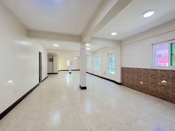 9BR House for Sale in Hillsborough, Muntinlupa City