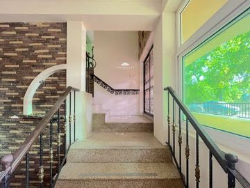9BR House for Sale in Hillsborough, Muntinlupa City