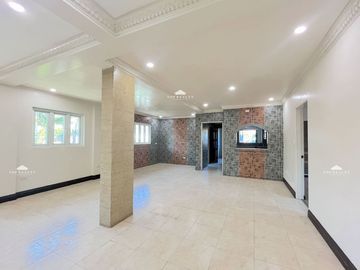 9BR House for Sale in Hillsborough, Muntinlupa City
