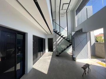 SOPHISTICATED TWO-STOREY MODERN HOUSE IN PAMPANGA NEAR NLEX
