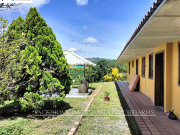 EN VENTA CONFORTABLE CASA DE CAMPO SANTA ROSA DE CABAL SECTOR LEMBO