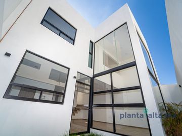 Casa en Venta, Nobel Residencial, en San Andrés Cholula