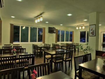 Hotel in Tagaytay for Sale