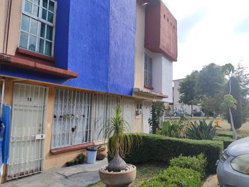 Nicolas Romero: Hermosa casa en fraccionamiento cerrado