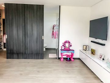 8767 Casa en arriendo en el sector Altos de las Palmas