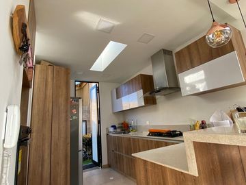 VENDO CASA EXCELENTE UBICACION LA PRADERA CAJICA