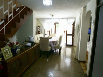 🏡 ¡VENDO CASA DE 3 DORMITORIOS + TERRAZA EN SAN MARTÍN DE PORRES! 🌟