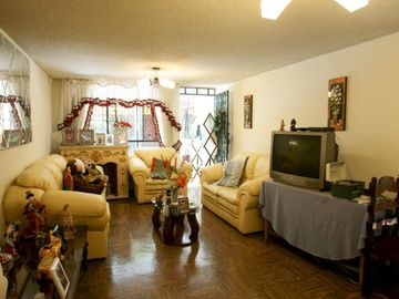 🏡 ¡VENDO CASA DE 3 DORMITORIOS + TERRAZA EN SAN MARTÍN DE PORRES! 🌟
