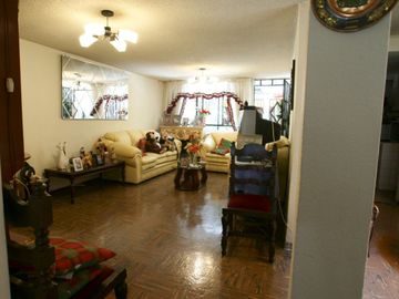 🏡 ¡VENDO CASA DE 3 DORMITORIOS + TERRAZA EN SAN MARTÍN DE PORRES! 🌟