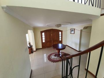 Para Inversión Venta Casa Los Chillos Urb. La Colina Frente U. ESPE. Ganga $295.000