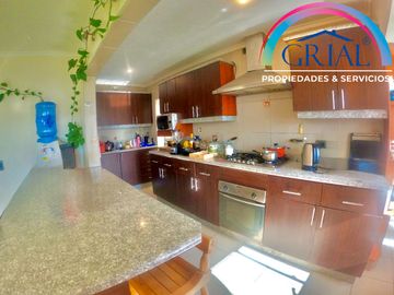 ¡Oportunidad! Casa Amplia en Jardín del Este, La Florida