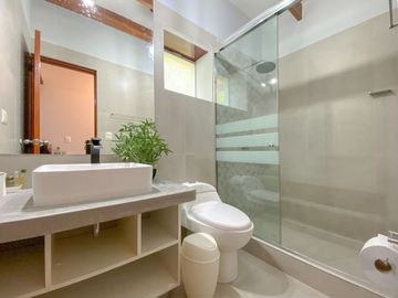 Hermosa Casa De Campo Amoblado  En Condominio Las Gardenias Cerca A La Playa De Asia