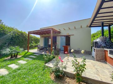Hermosa Casa De Campo Amoblado  En Condominio Las Gardenias Cerca A La Playa De Asia