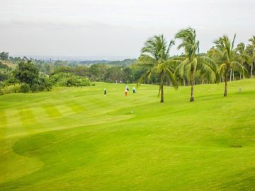 NEWLY BUILT!!! Prime House and Lot Beside the Golf Course in Silang, Cavite For sale
