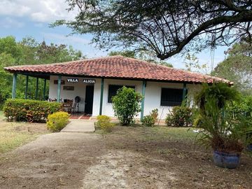 CASA CAMPESTRE EN VENTA