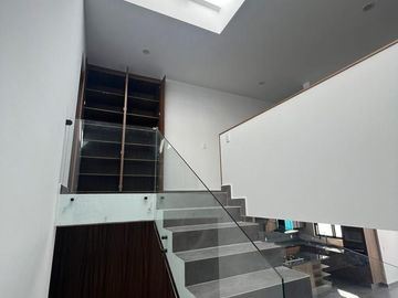 ESPECTACULAR CASA NUEVA EN RENTA EN ZEN LIFE II