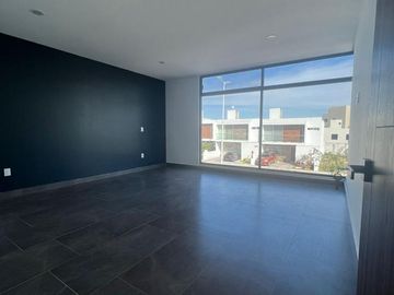 ESPECTACULAR CASA NUEVA EN RENTA EN ZEN LIFE II