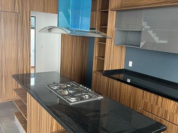 ESPECTACULAR CASA NUEVA EN RENTA EN ZEN LIFE II