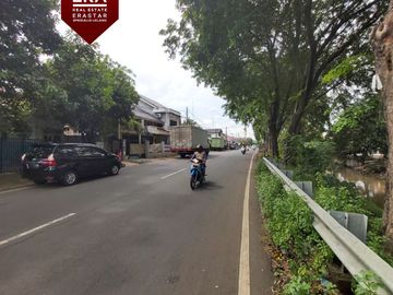 Rumah 2 Lantai Jalan Sersan Aswan, Margahayu, Kota Bekasi