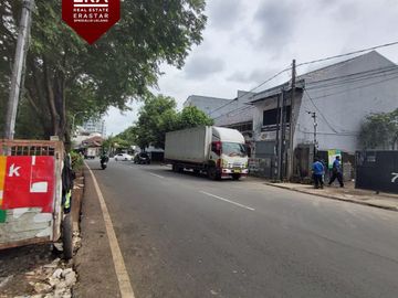 Rumah 2 Lantai Jalan Sersan Aswan, Margahayu, Kota Bekasi