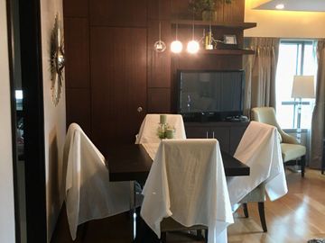 Unmatched Views, Unrivaled Comfort: TRAG (San Lorenzo Tower) - For Sale, 3 Bedroom on the 9th floor. Facing Amenities and Greenbelt Mall, 2 Parking Sl