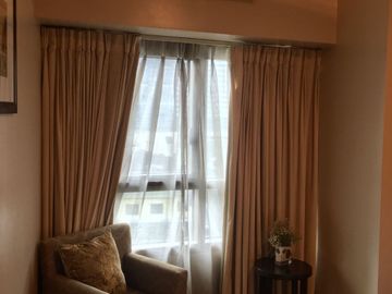 Unmatched Views, Unrivaled Comfort: TRAG (San Lorenzo Tower) - For Sale, 3 Bedroom on the 9th floor. Facing Amenities and Greenbelt Mall, 2 Parking Sl