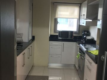 Unmatched Views, Unrivaled Comfort: TRAG (San Lorenzo Tower) - For Sale, 3 Bedroom on the 9th floor. Facing Amenities and Greenbelt Mall, 2 Parking Sl