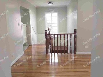 OPORTUNIDAD VENTA HERMOSA CASA DE 650 mtrs. VALOR $ 680.000 NO NEGOCIABLES VIA PRINCIPAL