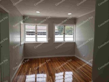 OPORTUNIDAD VENTA HERMOSA CASA DE 650 mtrs. VALOR $ 680.000 NO NEGOCIABLES VIA PRINCIPAL