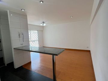 DEPARTAMENTO EN VENTA EN CHORRILLOS