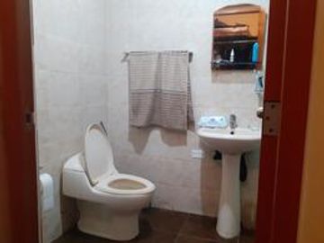 SE VENDE AMPLIA CASA EN MAYORAZGO 4TA ETAPA - ATE
