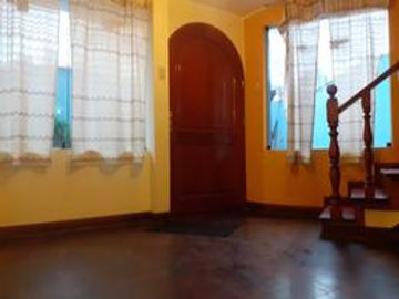SE VENDE AMPLIA CASA EN MAYORAZGO 4TA ETAPA - ATE